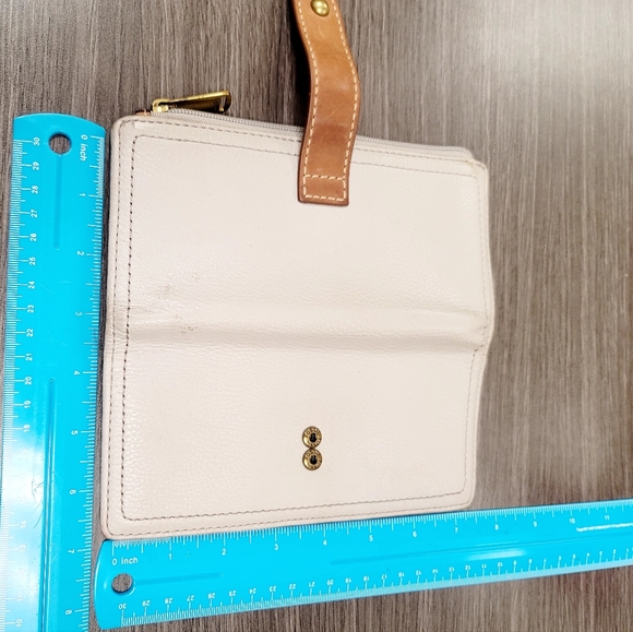 Fossil Clutch Leather Wallet. Gray w/brown strap - Picture 12 of 16